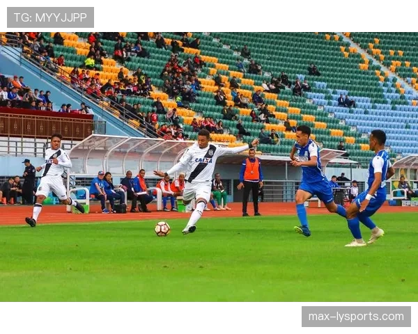 比赛时长规则详解：足球比赛标准时间与加时制度解析